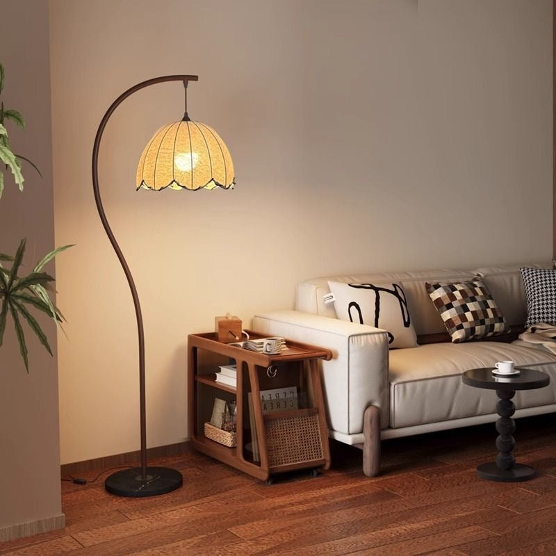 Folium - Elegant Floor lamp