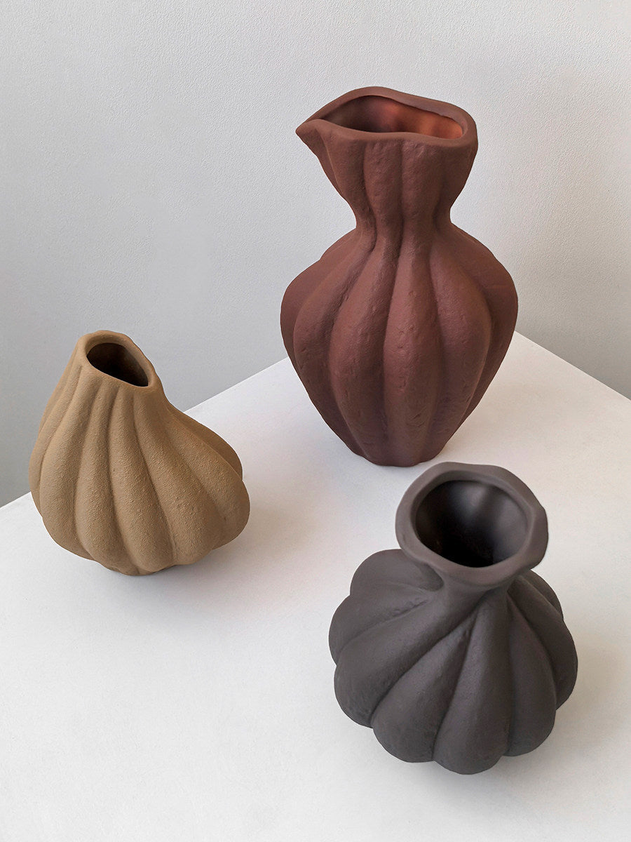 Concha - Artistic Ceramic Vase