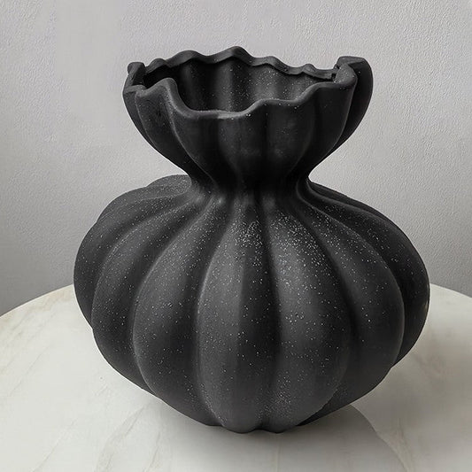 Olla - Artistic Ceramic Vase