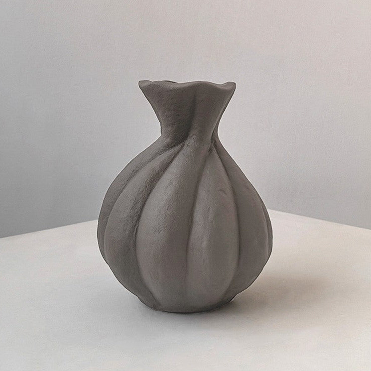 Cucuro - Artistic Ceramic Vase