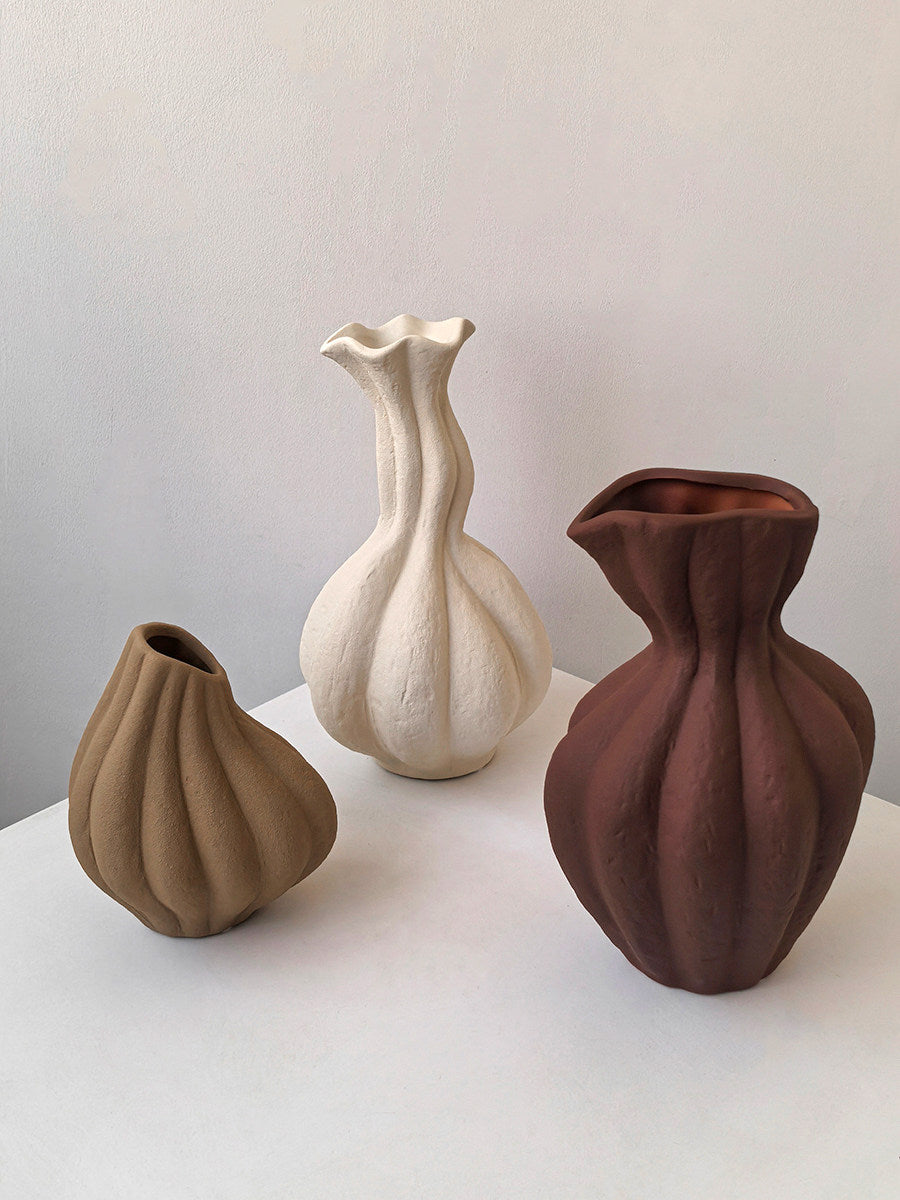 Aspiro - Artistic Ceramic Vase