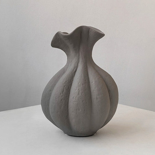 Rugo - Artistic Ceramic Vase