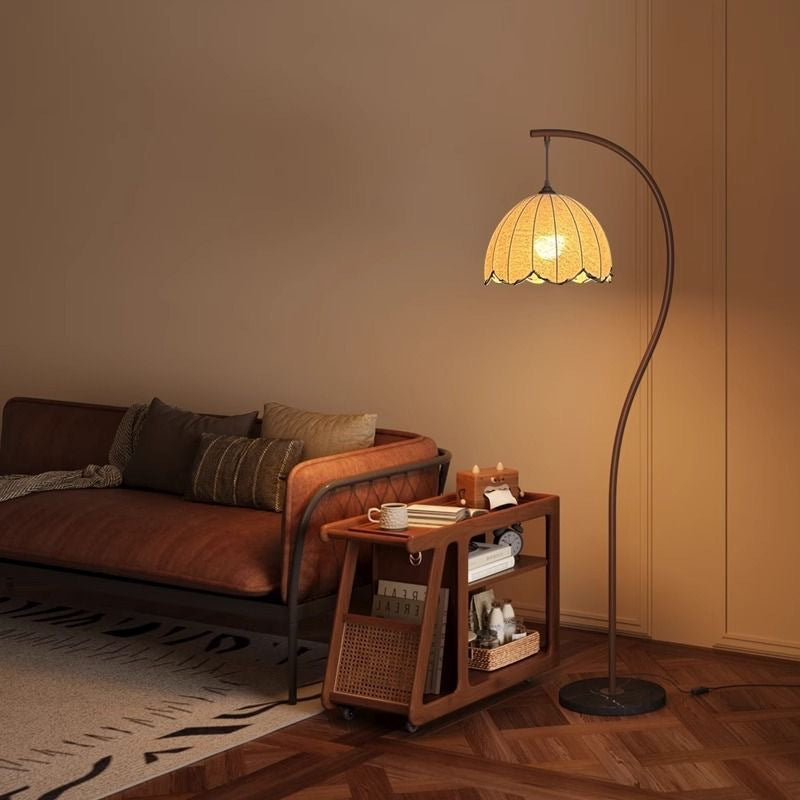 Folium - Elegant Floor lamp